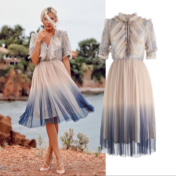 Chicwish Dresses & Skirts - Tule ivory and blue dress